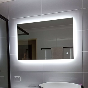 Cermin LED teknologi sentuh kotak Classica Italiano model CR-j08